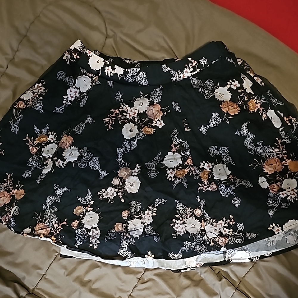 Torrid skirt size 1x